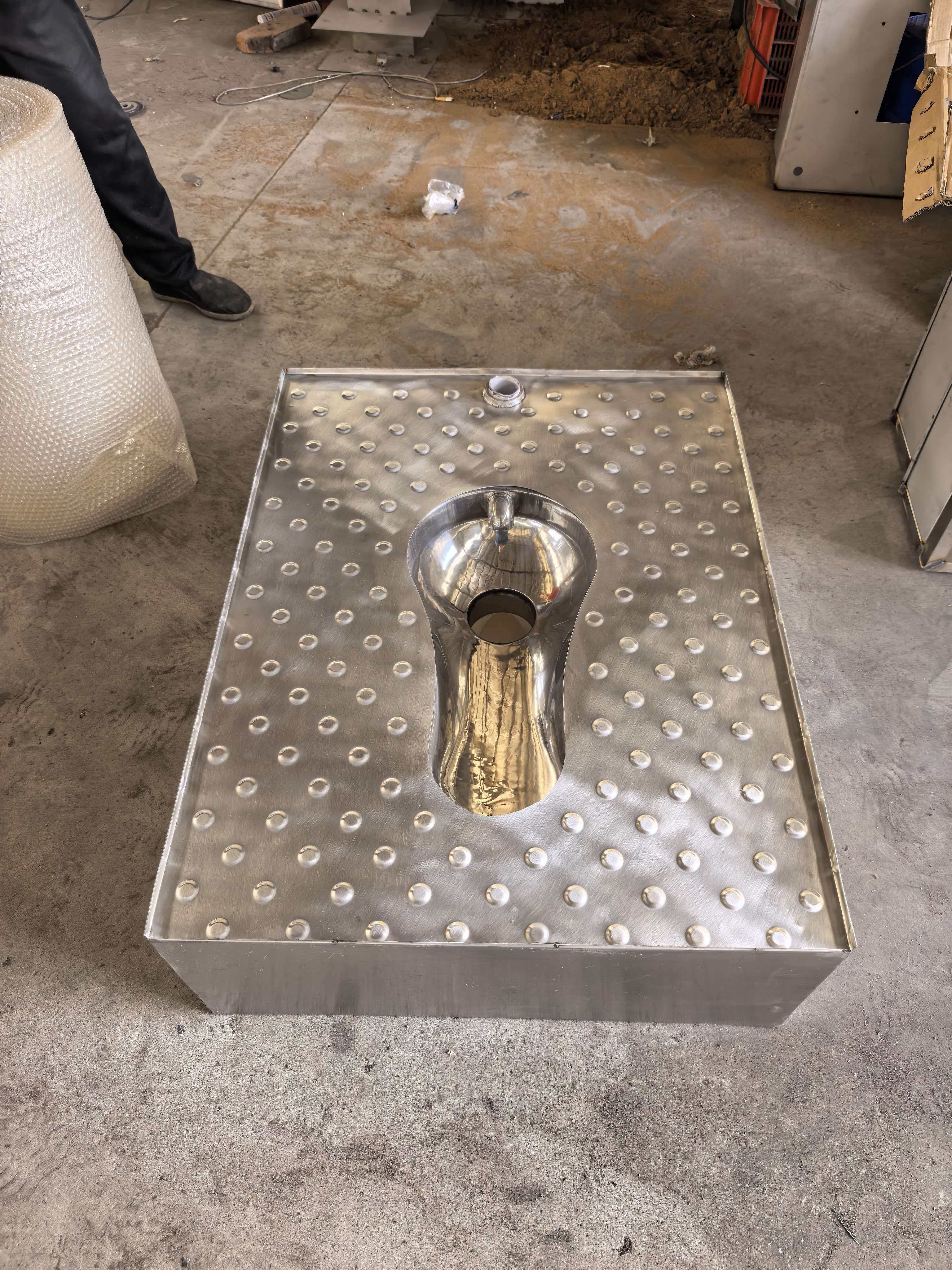 秦皇岛不锈钢一体蹲便器